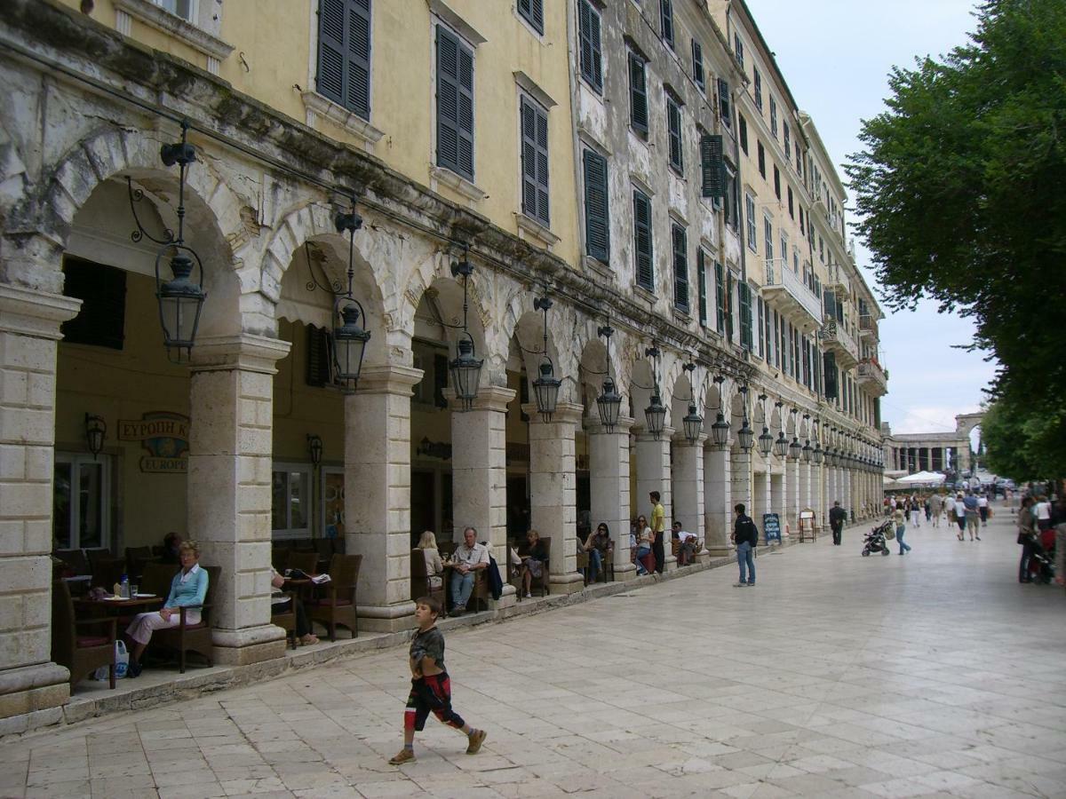 Archontiko Kourkoulos Makrádes Exteriér fotografie